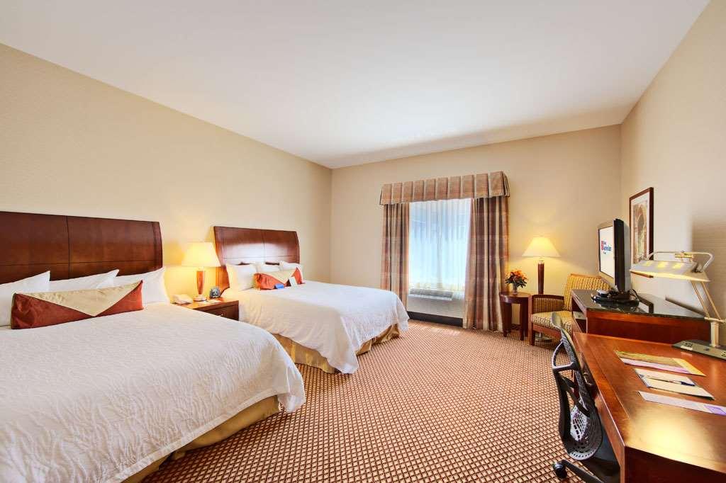 Hilton Garden Inn Laramie Rum bild